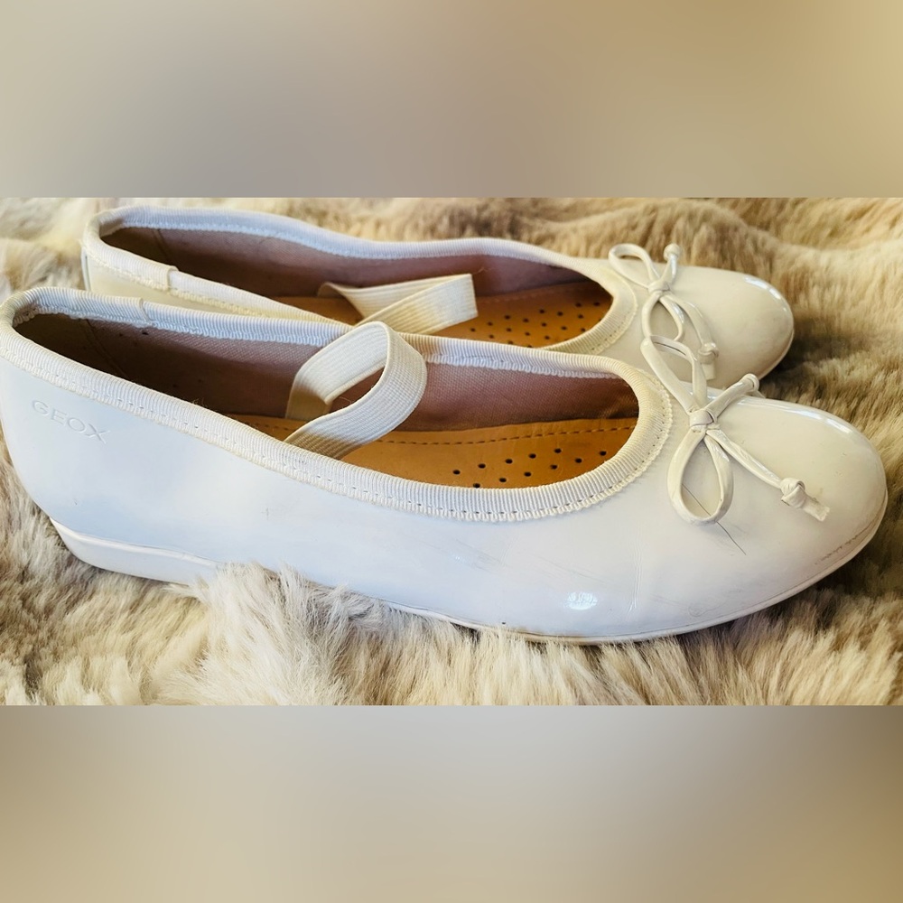 Geox girls White Ballet Flats size 33 white patent leather